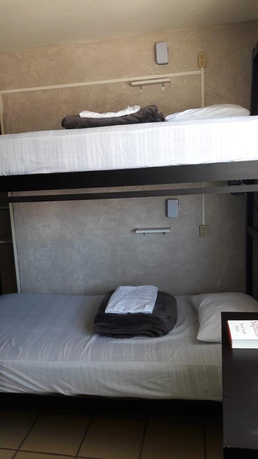 Hostal Yapa Leon Luaran gambar