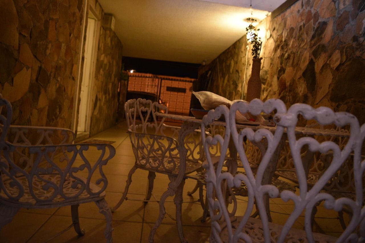 Hostal Yapa Leon Luaran gambar